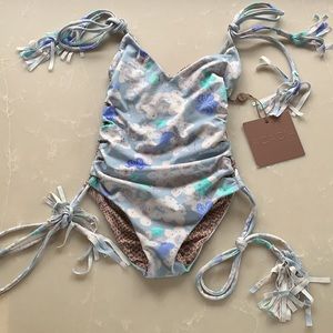 NWOT Acacia Honey/Child in Blue Cherry